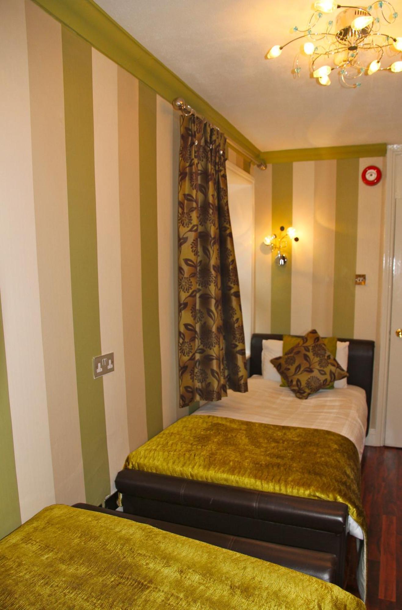Crompton Guest House Hounslow Kültér fotó