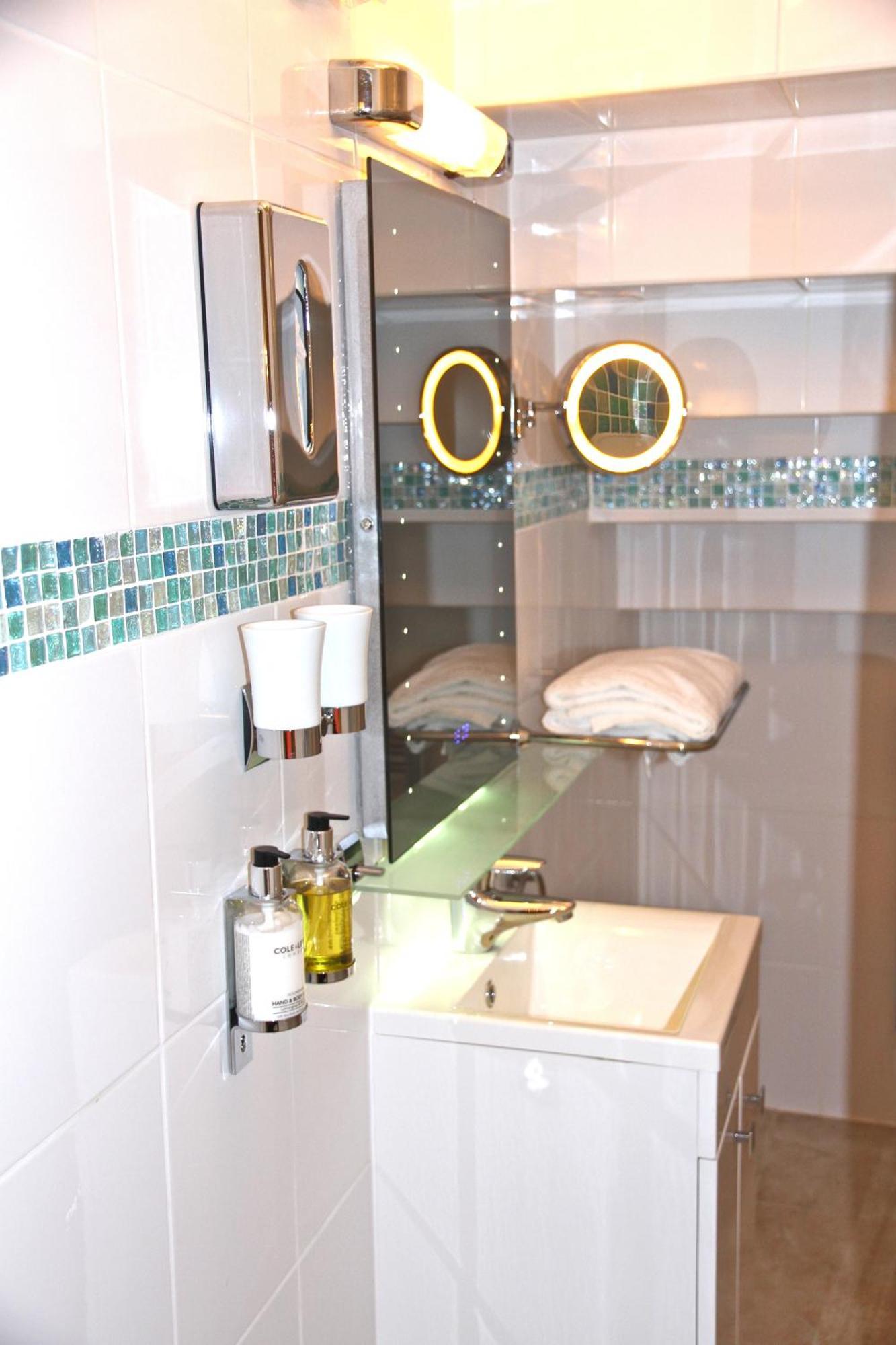 Crompton Guest House Hounslow Kültér fotó