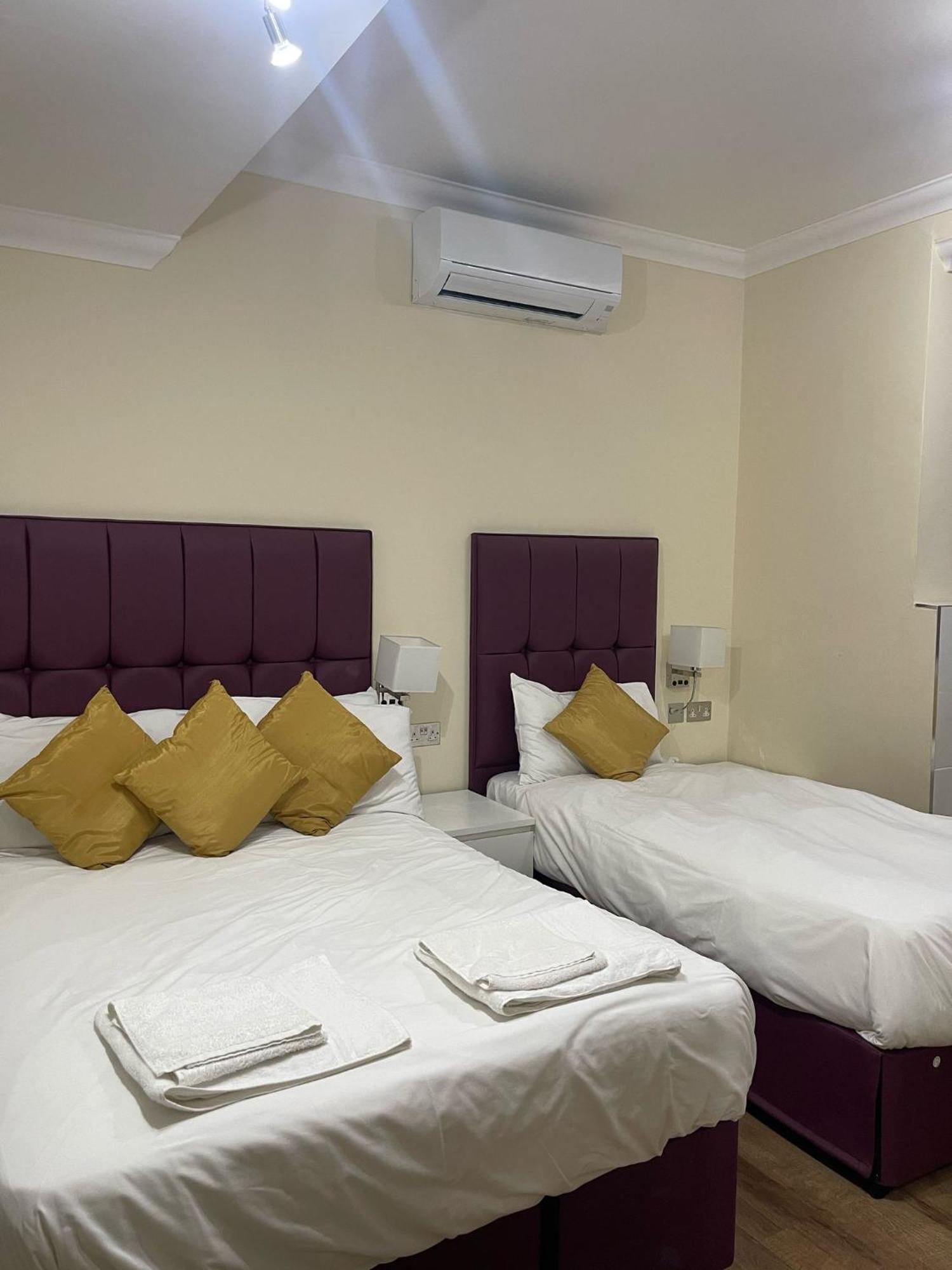 Crompton Guest House Hounslow Kültér fotó