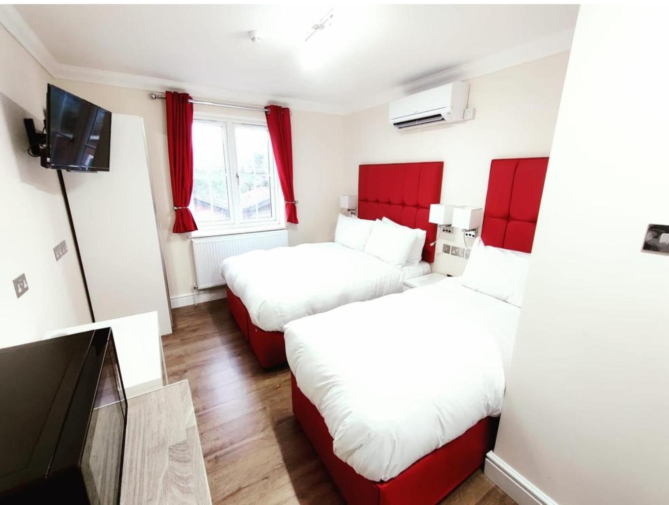Crompton Guest House Hounslow Kültér fotó