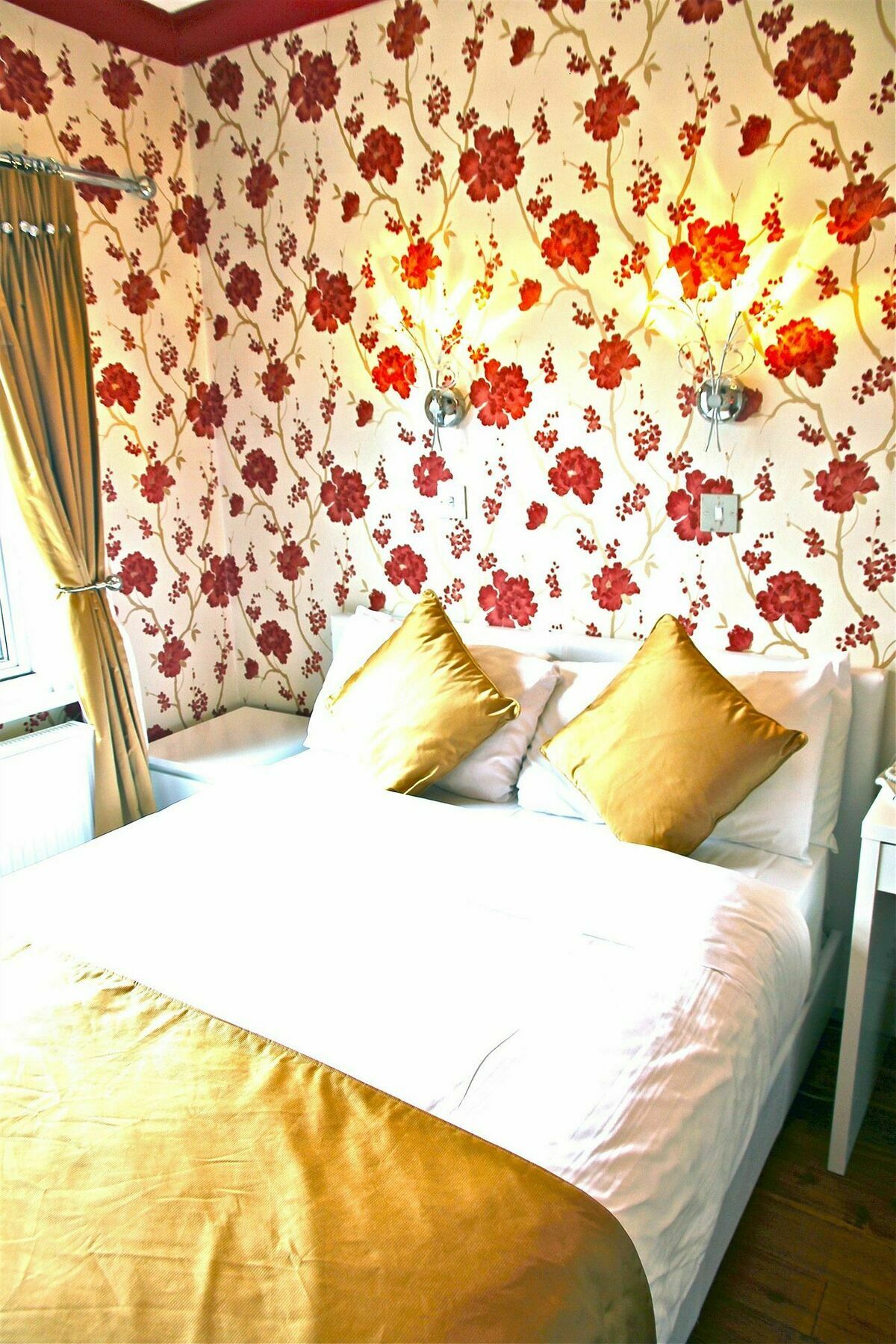 Crompton Guest House Hounslow Kültér fotó
